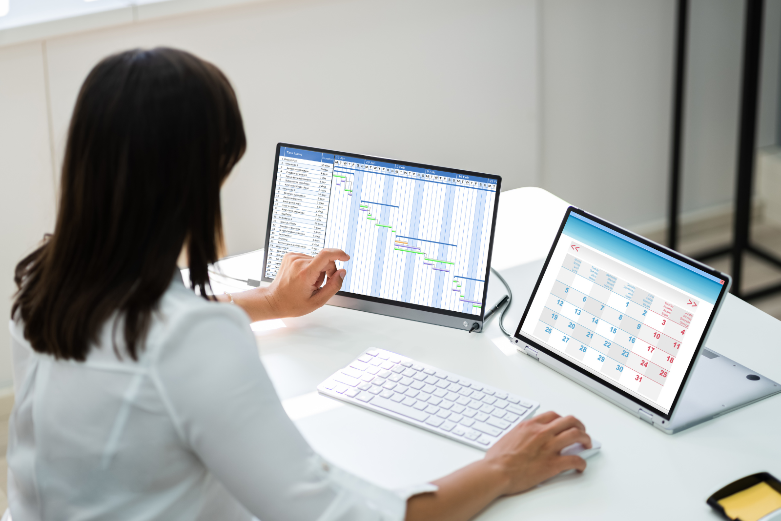 Managing Staff Holiday - How to maximise holiday time in 2023 - Data Time Systems, Nottinghamshire